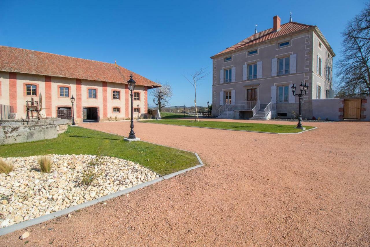 Gite de charme 5 épis - Demeure La Moliére Glaine-Montaigut Exterior foto