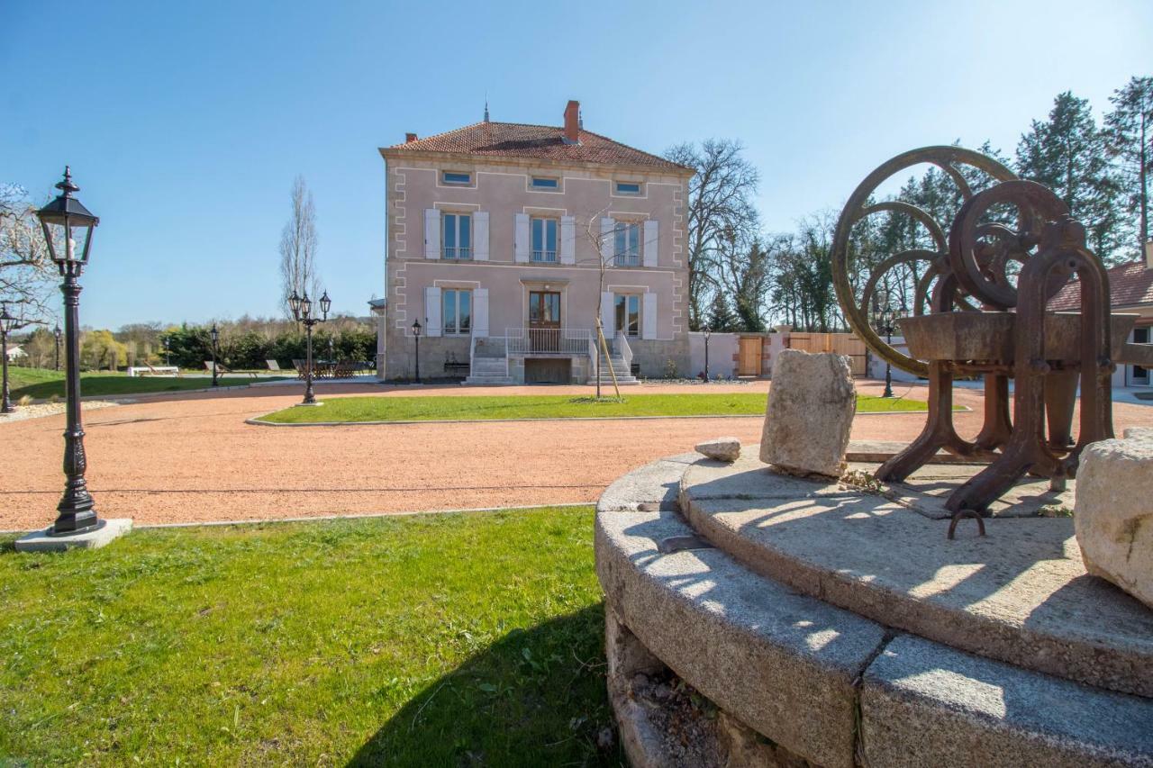 Gite de charme 5 épis - Demeure La Moliére Glaine-Montaigut Exterior foto